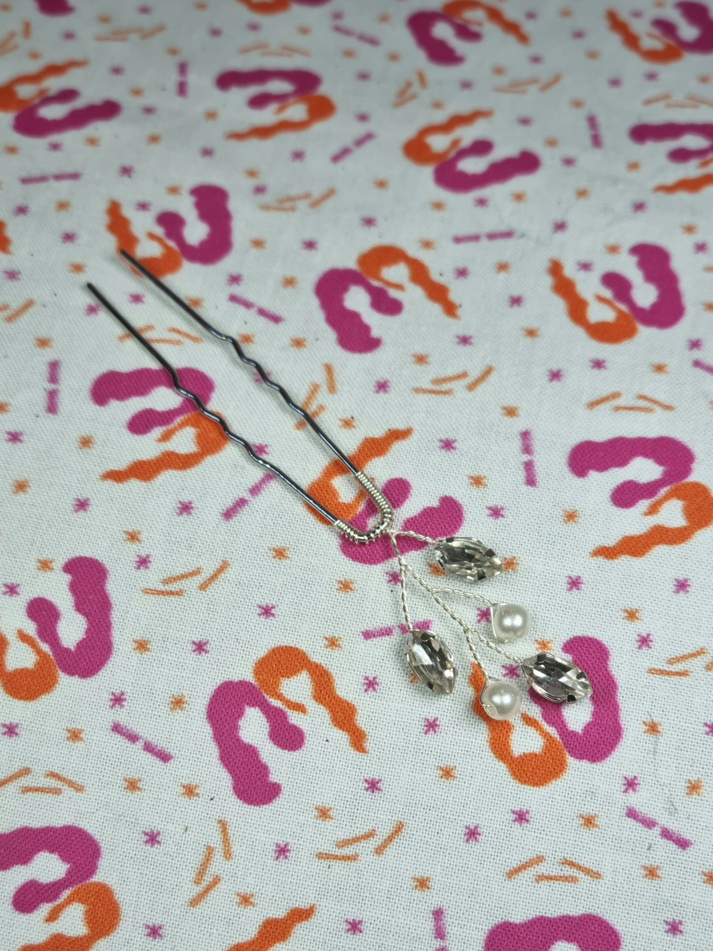 Wired Diamante & Pearl Hair Pins