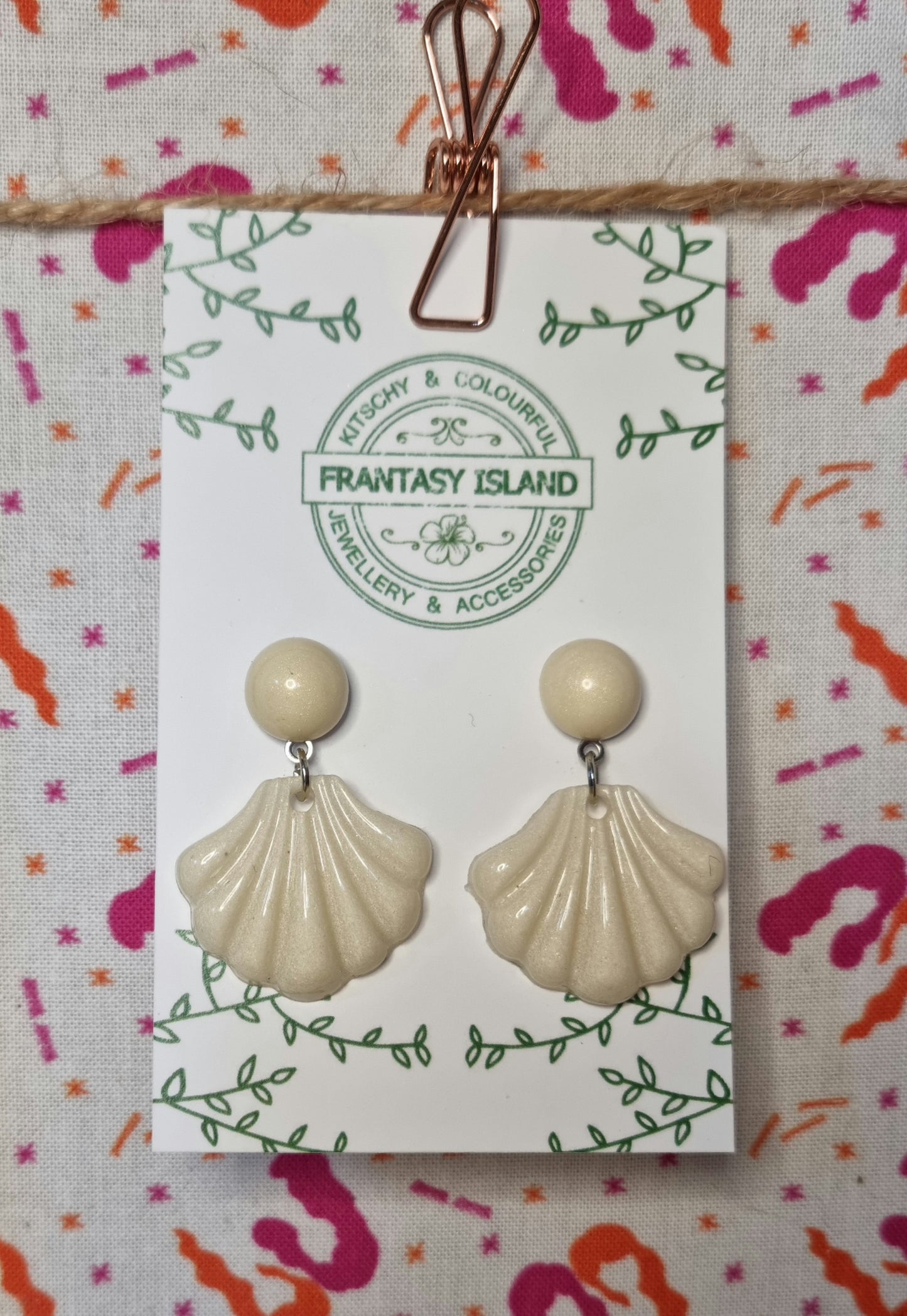 Cream Baroque Shell Drops