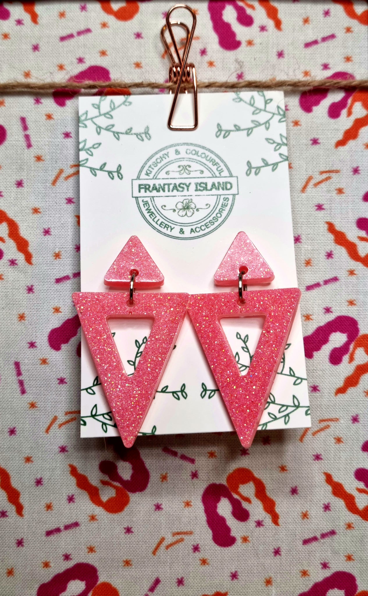 Baby Pink Glitter Pyramid Drops