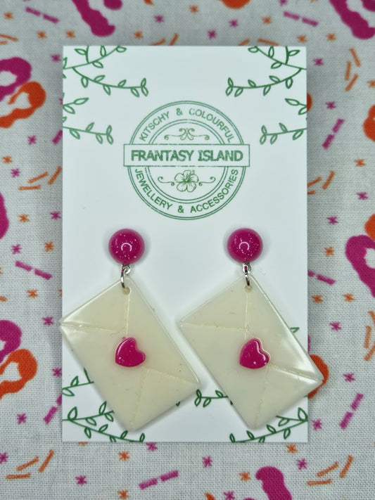 Sealed With a Kiss Earrings - Pink