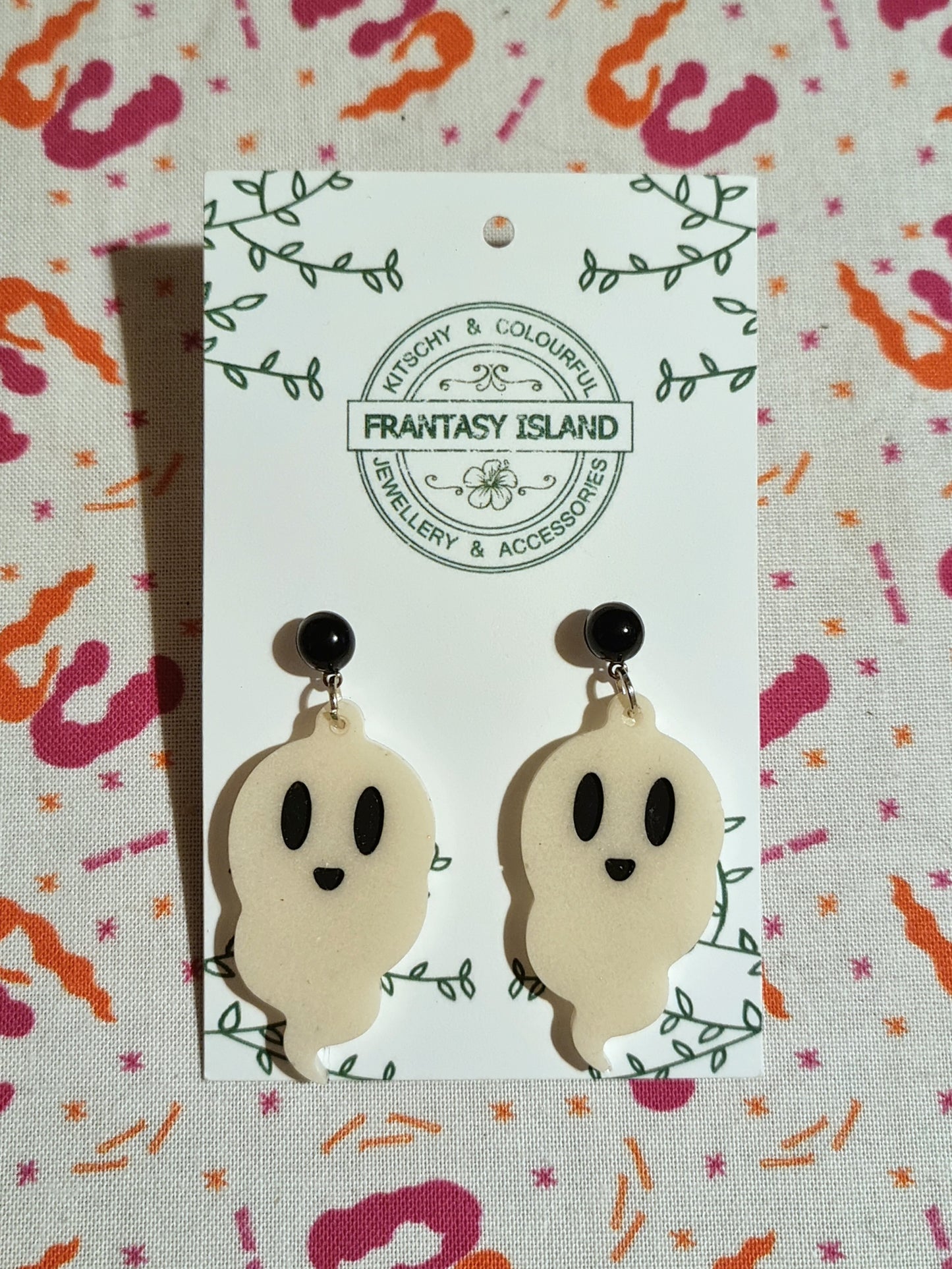 Black & White Kawaii Ghosts